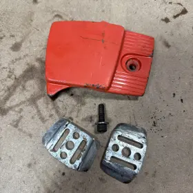 358.352110 Craftsman Clutch Cover From A Model 2.1 14 Inch Chainsaw
