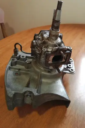 917.60004 David Bradley Chainsaw Crankcase Crankshaft Housing Box 269