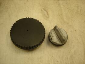Dynamark 19-w1g Gas And Oil Caps Chainsaw Part Only