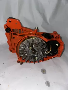 Cs-900evl Echo 520evl Chainsaw Crankcase For Parts Or Rebuild