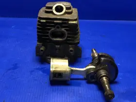 02485 Homelite Super 2 Chainsaw Cylinder / Piston Crankshaft