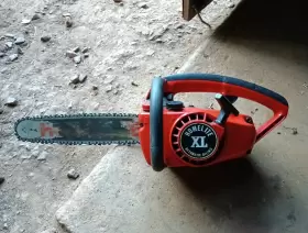 10655 Homelite Vintage Homesite Xl Model Chainsaw