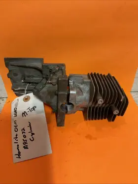 A95072 Homelite Chainsaw Cylinder And Crankcase Assembly Part Used M-top