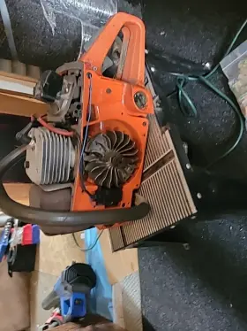 3120 Husqvarna Chainsaw Runs Great Very Powerfull And Reliable Starts Couple Pulls