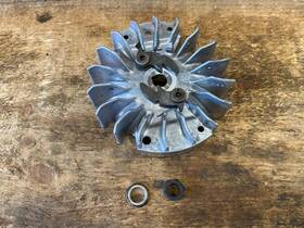 Husqvarna 501778202 268 272 61 Xp Se Good Used Oem Flywheel Assembly With Nut