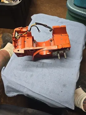 530-052448 Husqvarna 530052448 136 141 Chainsaw Crankcase