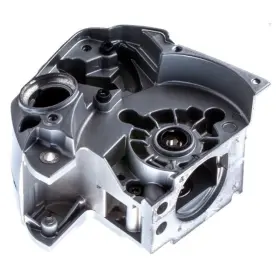 574618002 Husqvarna Genuine Crankcase Assembly Oem Equipment Manufacturer Part
