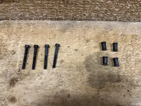 582392701 Husqvarna 576717602 562 555 550 545 Cylinder Screws And Spacers Set Of 4