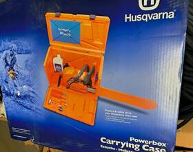 Husqvarna 576739001 Usa Powerbox Chainsaw Carrying Case And Scabbard Up To 20 Inch Bar