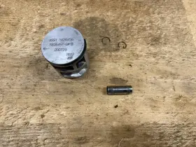 582645602 Husqvarna 545 Mark 2 550xp Good Used Oem Piston And Ring Assembly