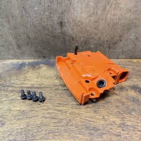 Husqvarna 588093701 Genuine 362/365/372xp Carb Base/support - Oem Used