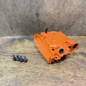 588093701 Husqvarna Genuine 362/365/372xp Carb Base/support - Oem Used