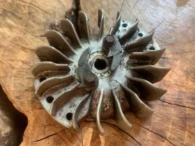 501802201 Husqvarna Husky Good Used Chainsaw 181 281xp 281 288 Xp Flywheel 501 80 22-01 Freeship