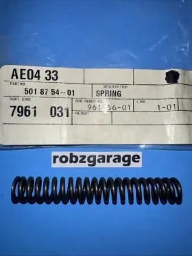 501875401 Husqvarna / Jonsered Brake Spring 45 49 51 55 136 141 154 238 242 254 257 262 B52