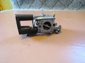 Wt660 Husqvarna 136 Chainsaw Oem Carburetor See Desc