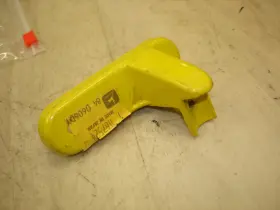 M67524 John Deere 40v Handle Support -m67524 Chainsaw Part Oem New