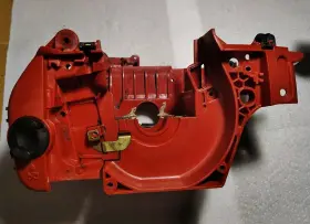 123111022 Jonsered Oem 2145 Crankcase Oiler Chain Tensioner 2141 2149 2150