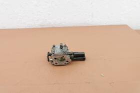Jonsered Hs219b 820 Chainsaw Oem Tillotson Carburetor See Desc