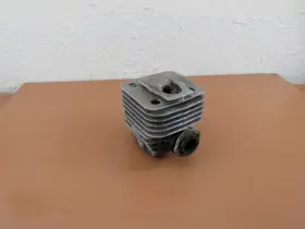 54zn10 Jonsereds 920 Chainsaw Oem Cylinder