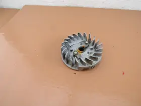 6946 Jonsereds 49 Sp Chainsaw Oem Flywheel