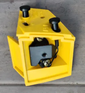 215482 Mcculloch 213104 Genuine Oe Mac Cat 2.3ci 38cc Chainsaw Airbox And Choke Assfty