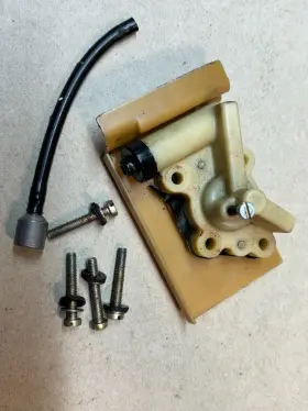 219380 Mcculloch Pro Mac 605 610 645 650 655 Eb 3.7 Oiler Pump Assembly