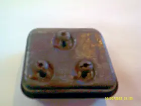 111093 Mcculloch 301045 Used Chainsaw Muffler / 2 Screws