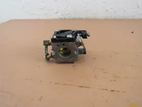 Hu81a Mcculloch Titan 35 Chainsaw Oem Carburetor See Desc