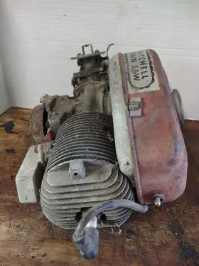Ah47 Mitchell Rare Vintage Mfg Co. Tecumseh Chainsaw Chain Saw Has Compression