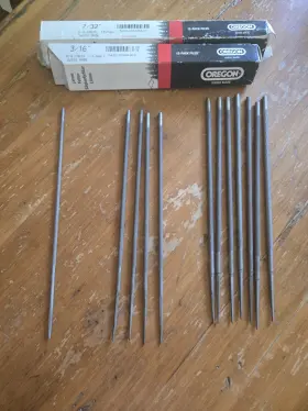 32....12 Oregon 70511 Chainsaw Round Files. 7 X 7/32. 4 X3/16. 1 5/32....12 Files Total