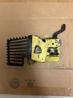 432880 Pioneer Farmlite Chainsaw Clutch Side Cover Chain Brake