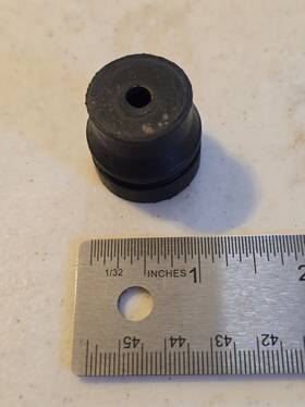 Poulan 530027392 Nos Isolator - Lower D Free Shipping With Tracking
