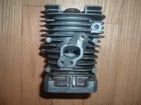 530037935 Poulan 2150 Super Clean Chainsaw Cylinder Head Woodsman 36cc 28751-x