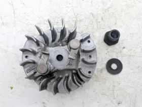 530039147 Poulan Oem 2900 46cc Flywheel