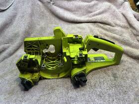 Poulan 530069822 2150 Super Clean Chainsaw Chassis Handle Body With Caps &throttle 1950-2450
