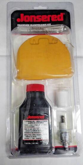 Redmax 581826803 Chainsaw Maintenance Kit -