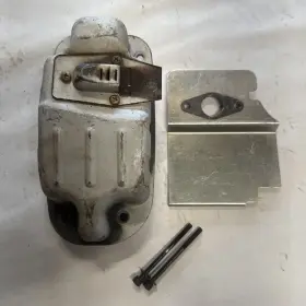 Eb854rt Shindaiwa Eb854 Oem Muffler Exhaust And Bolts Box B1
