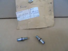 11137916102 Stihl Two Nos Oem Chainsaw 1113 791 6102 Engine A/v Collar Screw 030 031 032