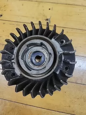 1205 Stihl 1118 400 028 Av Chainsaw Flywheel Assy Oem Jk