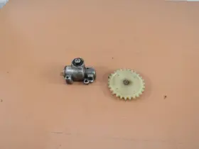 11186470405 Stihl 028 Av Super Chainsaw Oem Oil Pump