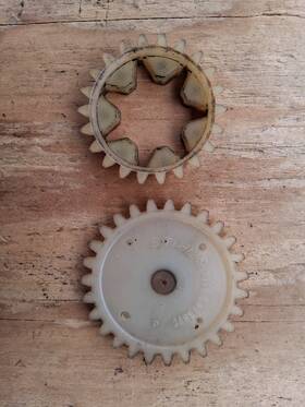 Stihl 11196471800 038 Chainsaw Oil Pump Gears 1119 647 1800