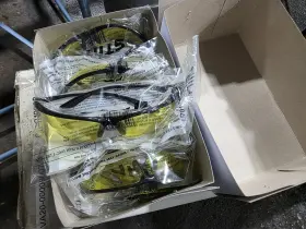 7010-884-0333 Stihl Chainsaw Yellow Safety Glasses Pack Of 12 Genuine Oem