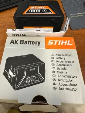 6519 Stihl 886661748440 Part # 4520 400 Ak 20 Battery 36v Lithium-ion System