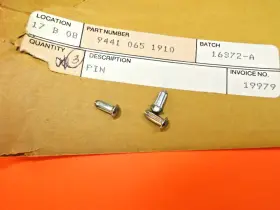 9441-065-1910 Stihl 9022-319-1028 030 031 032 Av 036 041 045 050 051 070 076 090 Rivet Read