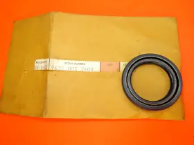9629-003-3400 Stihl 050 051 Oil Crancase Seal 30x42x7 Genuine