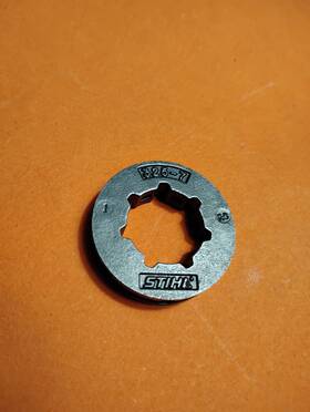 Stihl Ms260pri Nos Oem .325 Inch 7-tooth Rim Sprocket 025 026 029 039 Ms 250 290 310 390