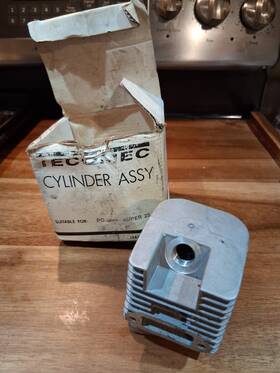 Tecomec Tm570150 New Old Stock From The 80s Cylinder Assy For Poulan 250 Super 25. Rare