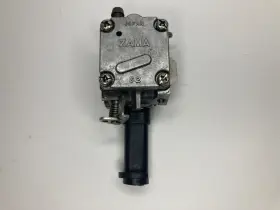 20010709a Zama 0394 C2 Carburetor For Parts Or Repair
