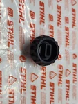 Stihl Cover Twist Lock / Cap 361 088 044 046 280 084 ( 1124-140-9500 ) New. Price: $9.95.